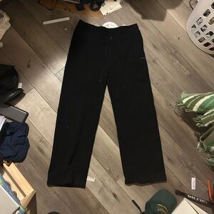aritzia black perfect fit sweatfleece joggers
